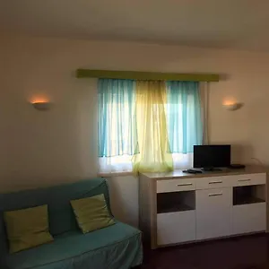  Pensión Lagos Room Booking